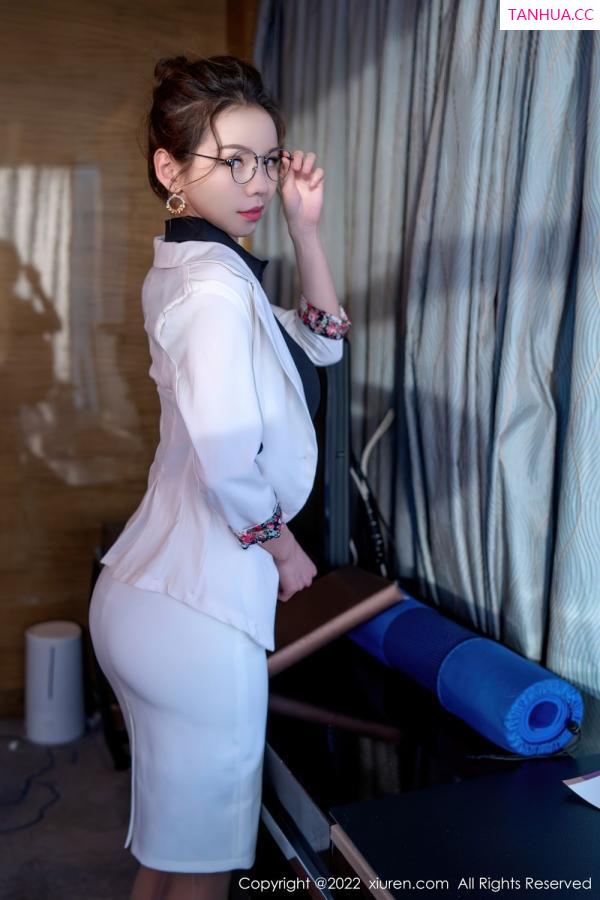大美媚京  [XiuRen]高清写真图 2022.04.25 No.4917 大美媚京第57张图片